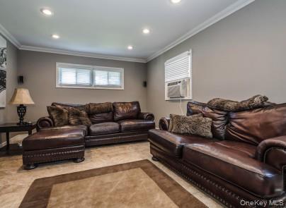 #7 photo, 2 Fairfield Road, Massapequa , NY 11758