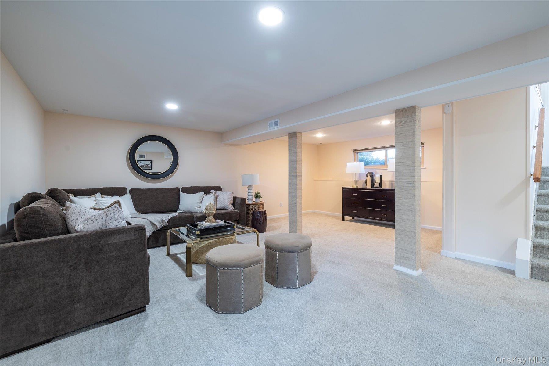 #18 photo, 2970 Bond Drive, Merrick , NY 11566