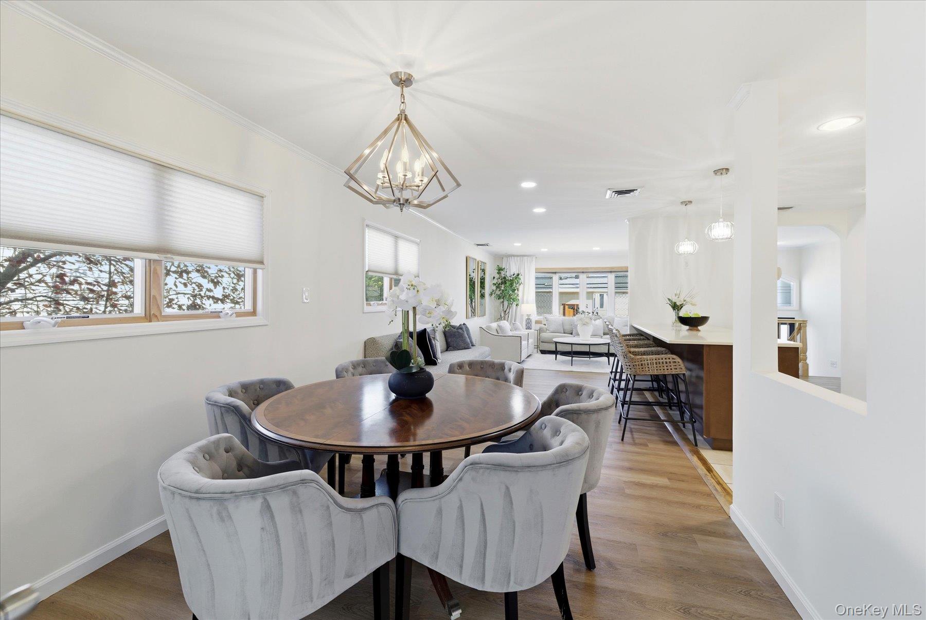 #7 photo, 2970 Bond Drive, Merrick , NY 11566