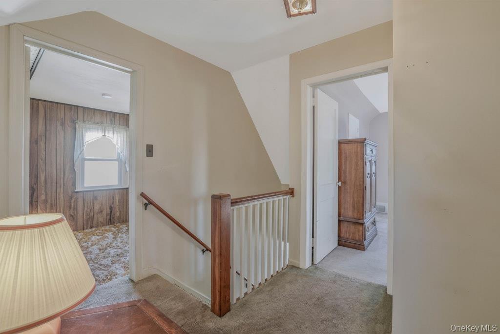 #13 photo, 645 S 10th Street, New Hyde Park , NY 11040