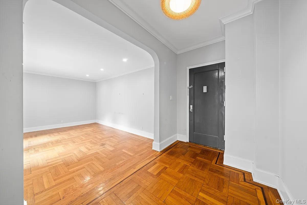 #8 photo, 95 Park Terrace, New York (Manhattan) , NY 10034