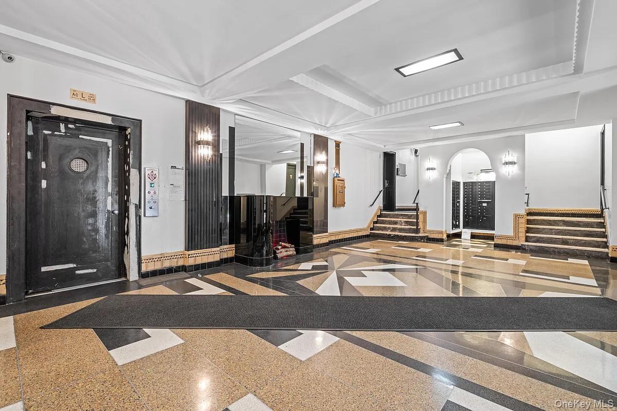 #9 photo, 95 Park Terrace, New York (Manhattan) , NY 10034