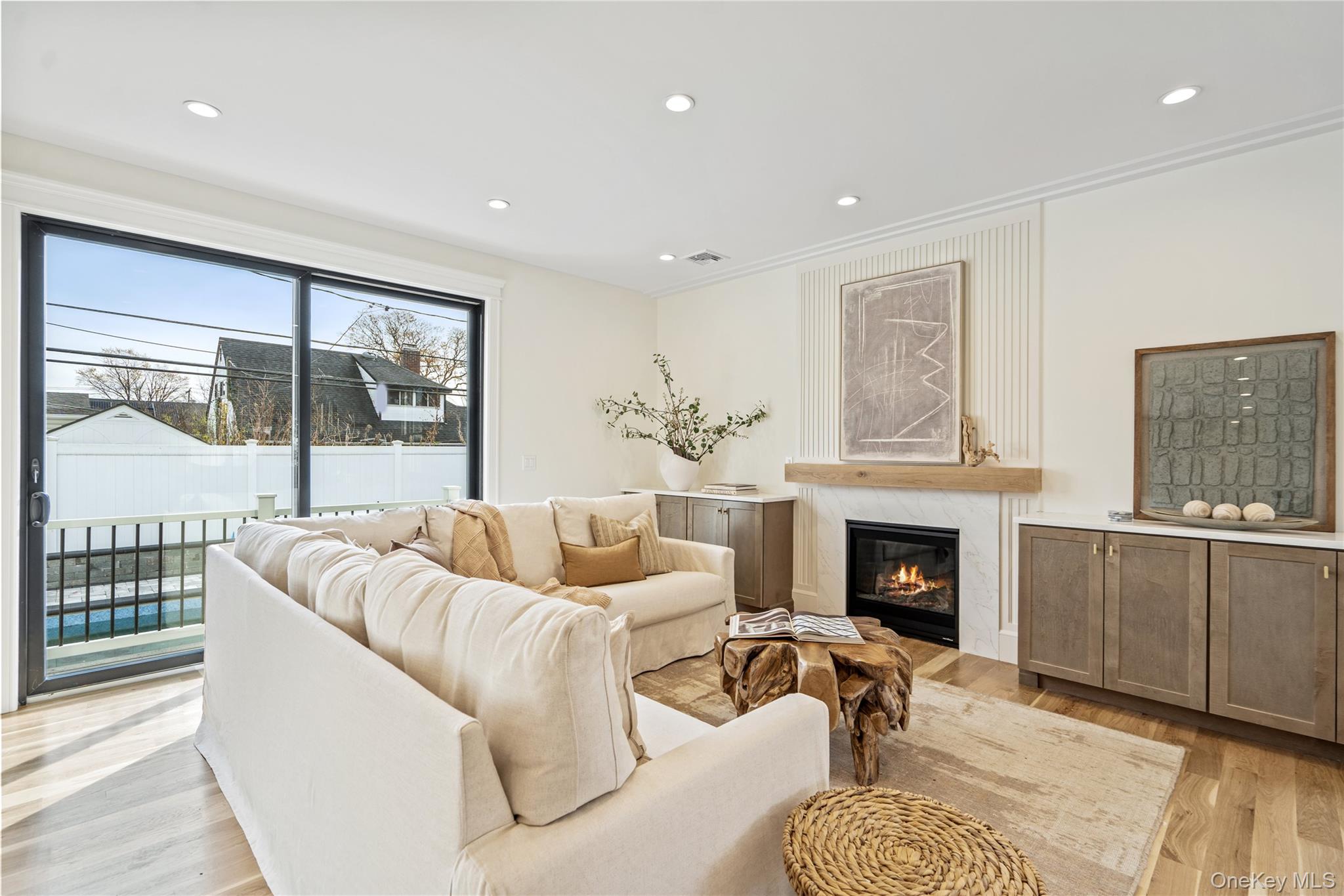 #11 photo, 81 Bayview Avenue, Massapequa , NY 11758