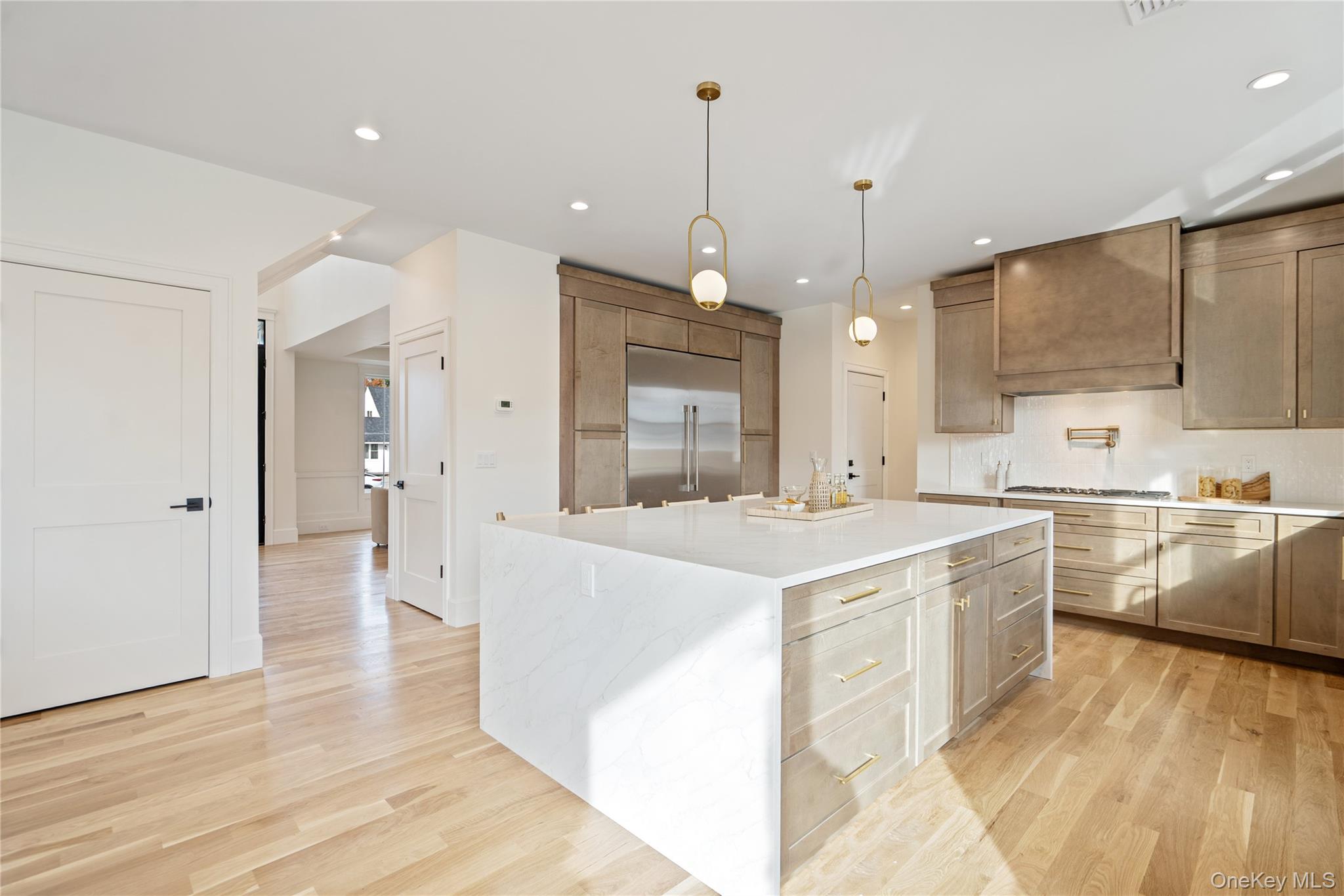 #14 photo, 81 Bayview Avenue, Massapequa , NY 11758