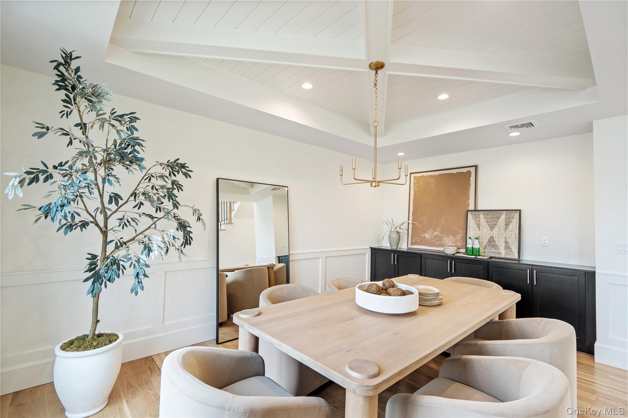 #4 photo, 81 Bayview Avenue, Massapequa , NY 11758