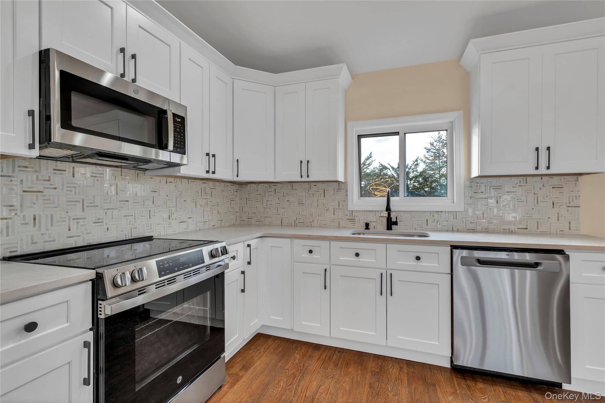 #10 photo, 116 Phyllis Drive, Patchogue , NY 11772