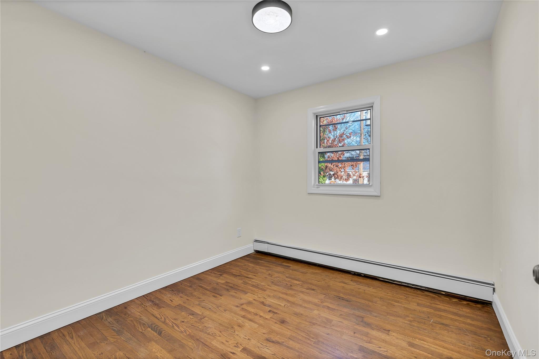 #16 photo, 116 Phyllis Drive, Patchogue , NY 11772