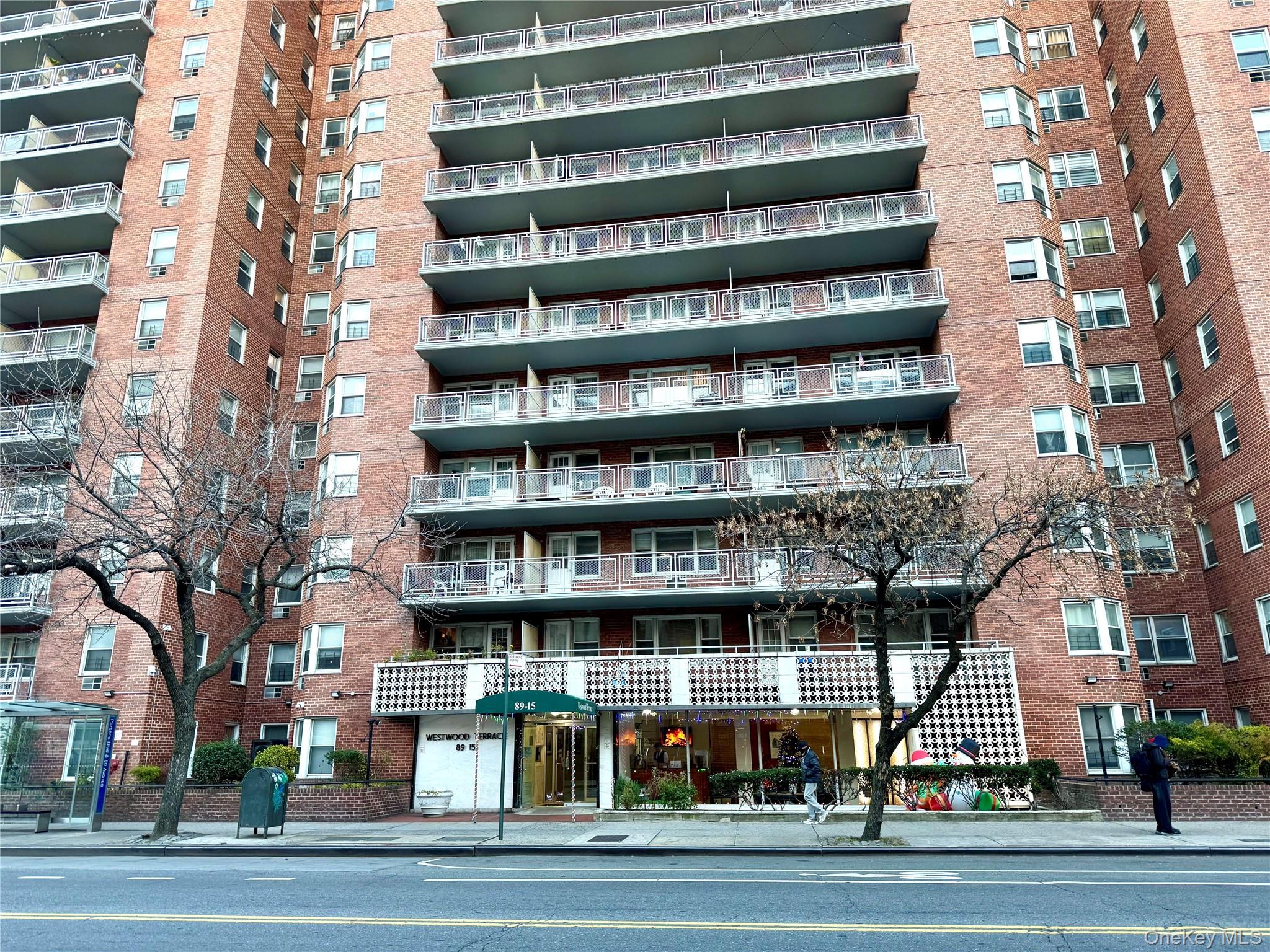 #2 photo, 89-15 Parsons Boulevard, 뉴욕퀸즈 Jamaica , NY 11432