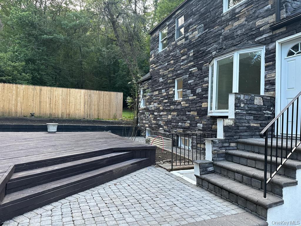 #6 photo, 18 Davis Street, Melville , NY 11747