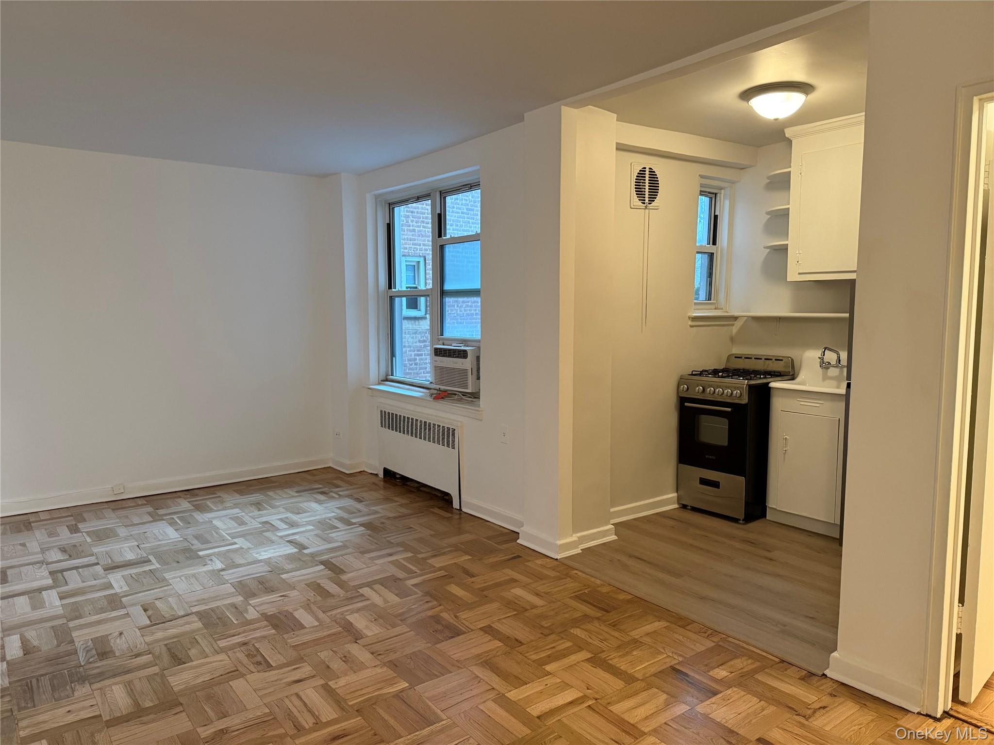 #3 photo, 30-11 Parsons Boulevard, 뉴욕퀸즈 Flushing , NY 11354