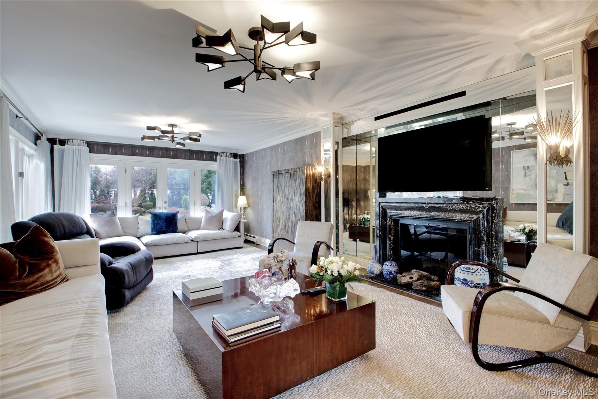 #10 photo, 4 Meadowbrook Lane, Old Westbury , NY 11568