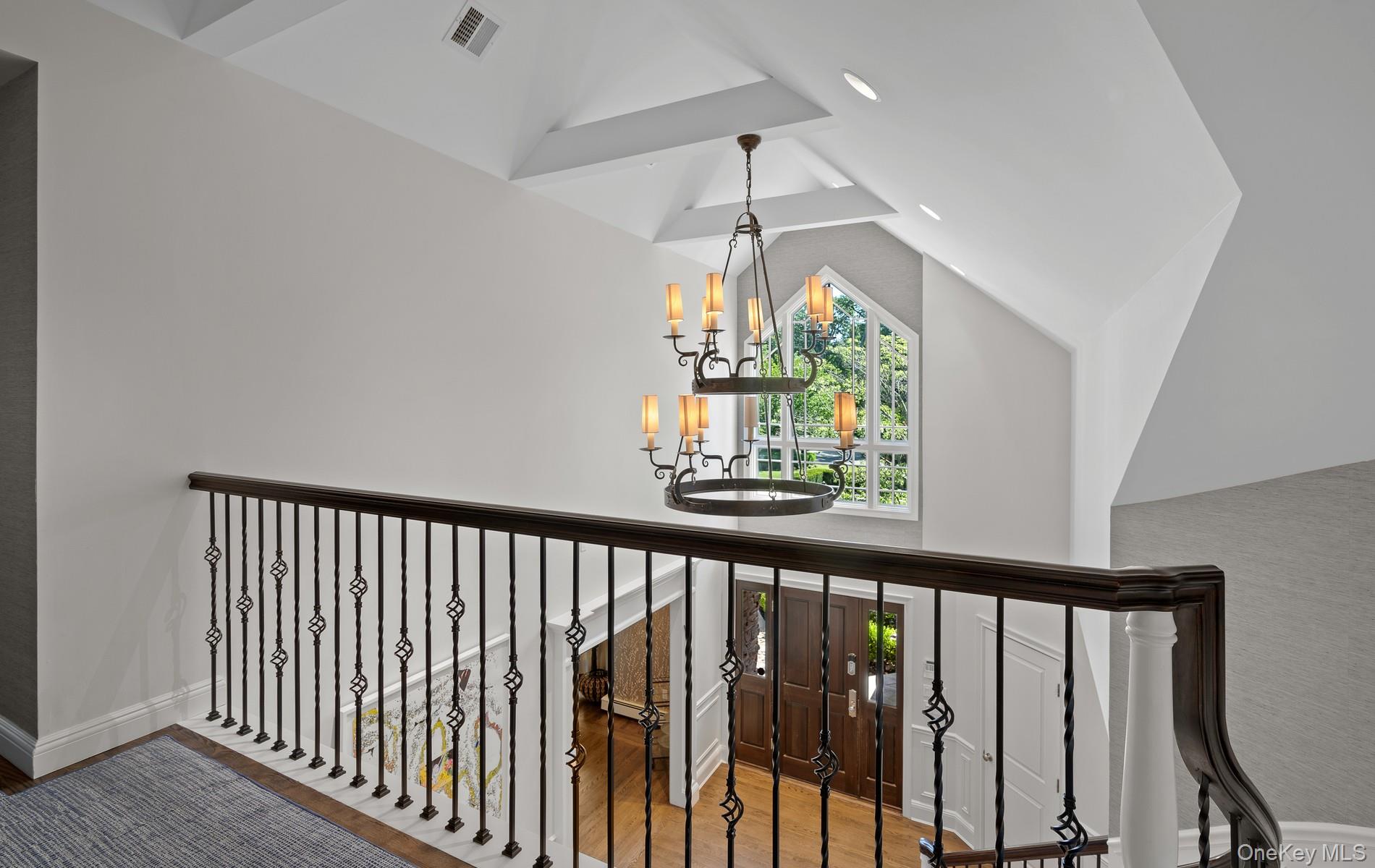 #19 photo, 4 Meadowbrook Lane, Old Westbury , NY 11568