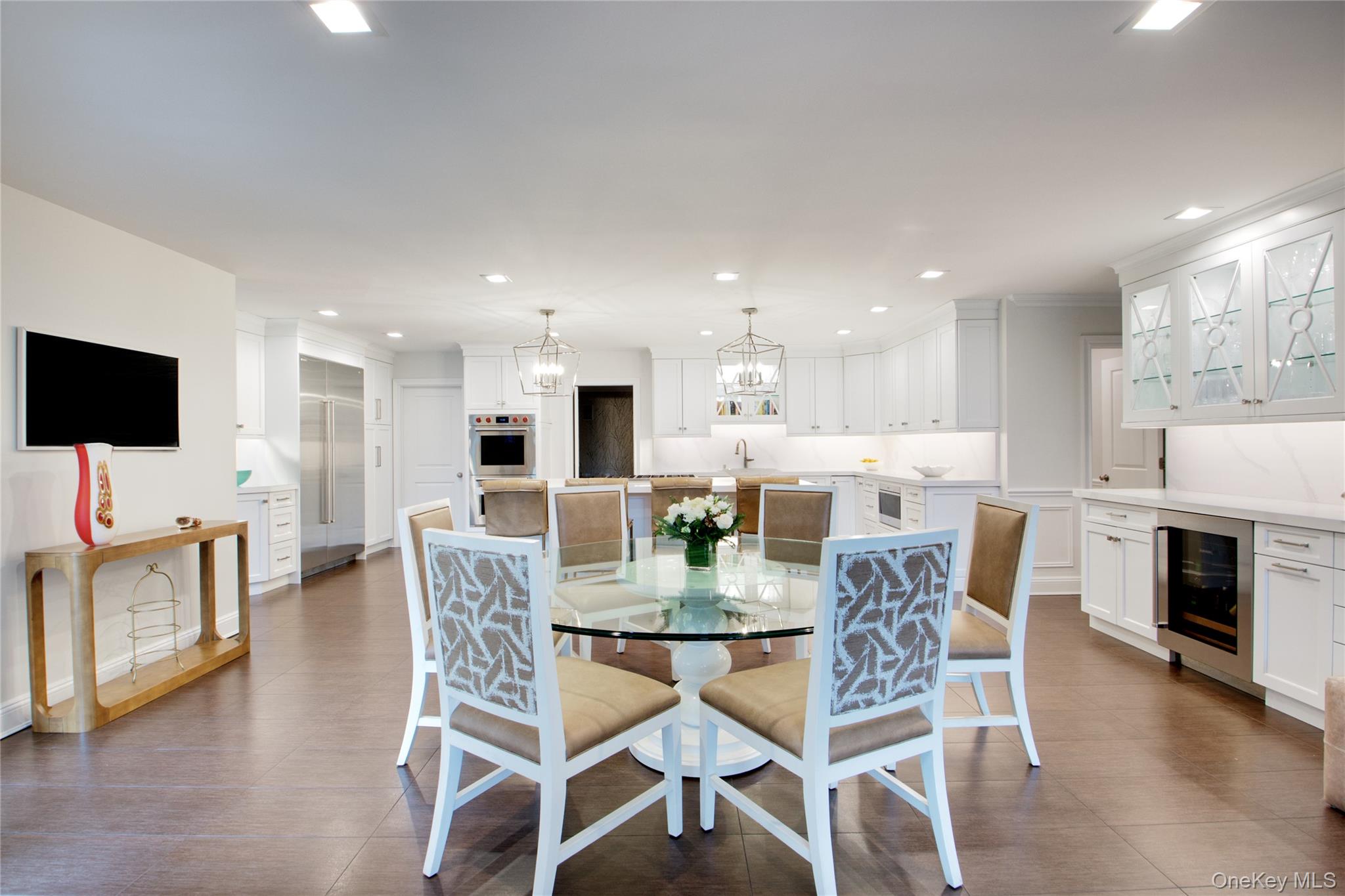 #7 photo, 4 Meadowbrook Lane, Old Westbury , NY 11568