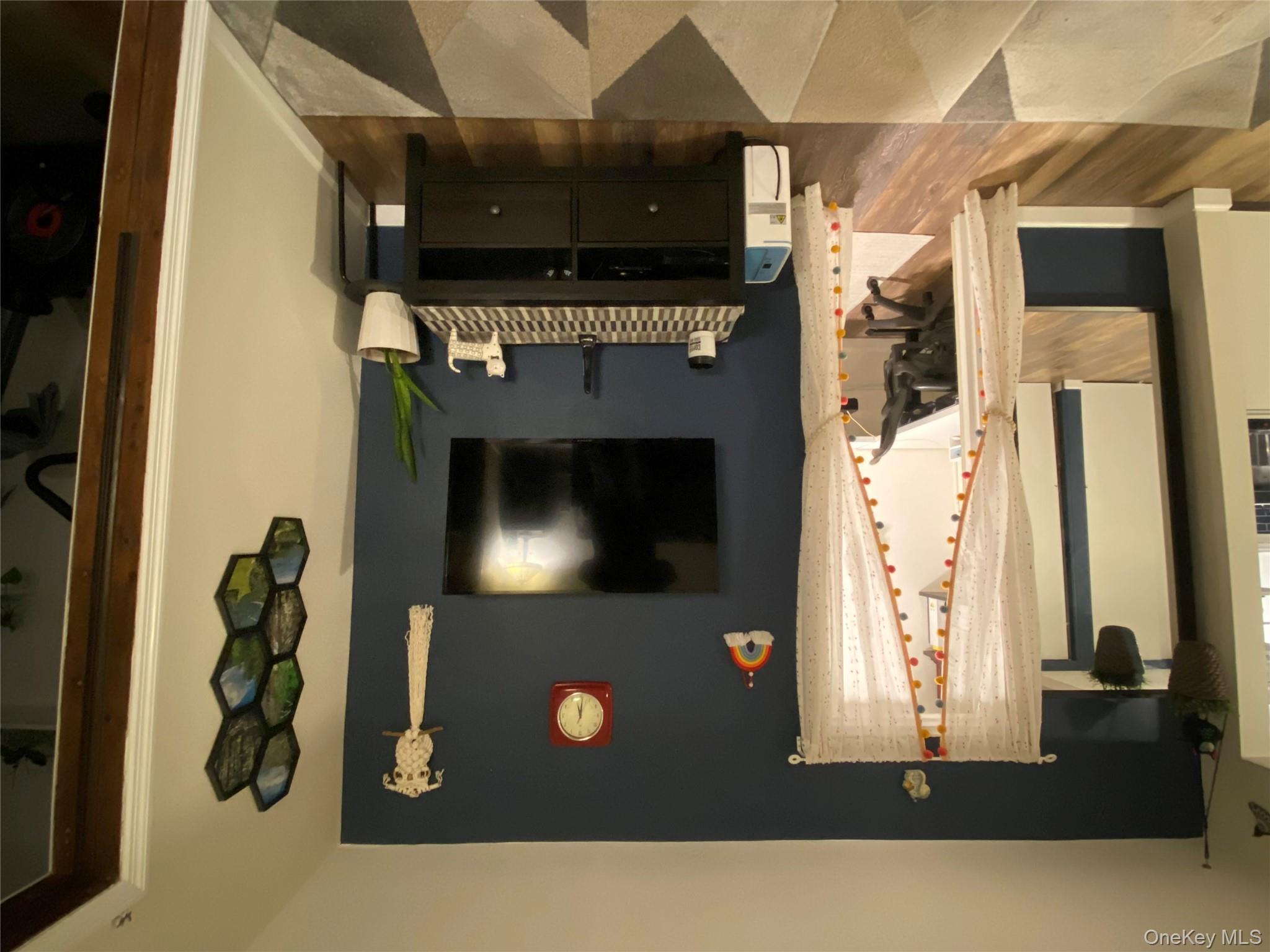 #12 photo, 110 Brooklyn Avenue, 长岛 Freeport , NY 11520