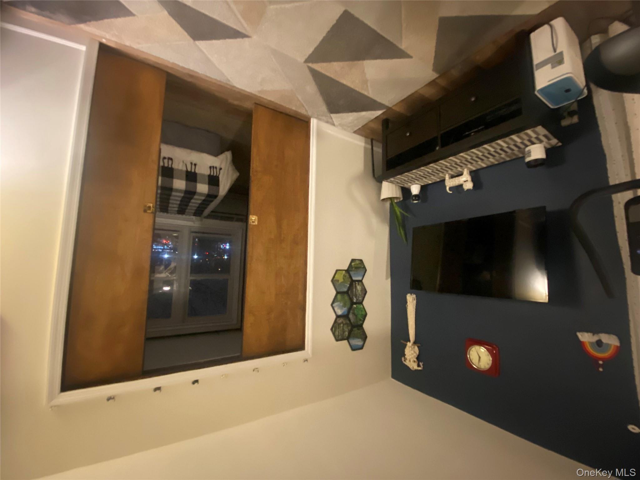 #4 photo, 110 Brooklyn Avenue, 长岛 Freeport , NY 11520