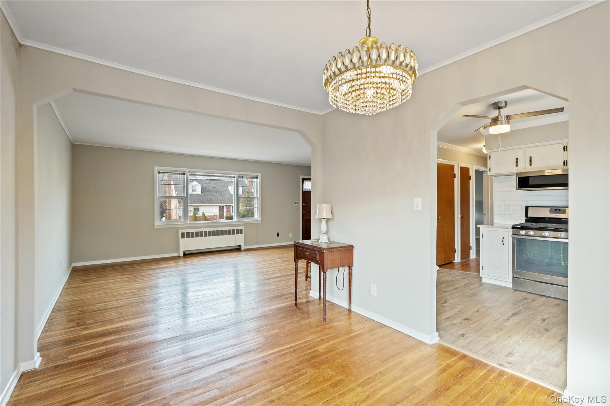 #10 photo, 178 Farnum Boulevard, Franklin Square , NY 11010