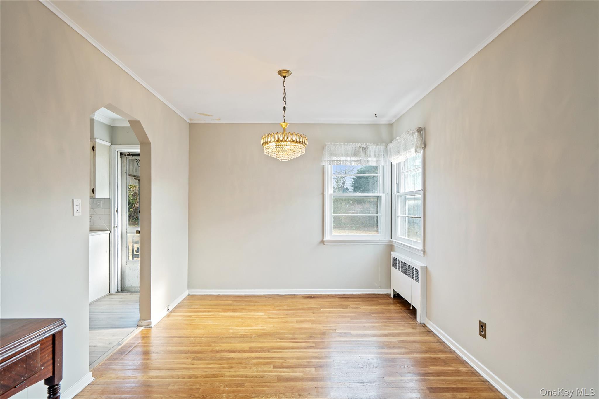 #8 photo, 178 Farnum Boulevard, Franklin Square , NY 11010