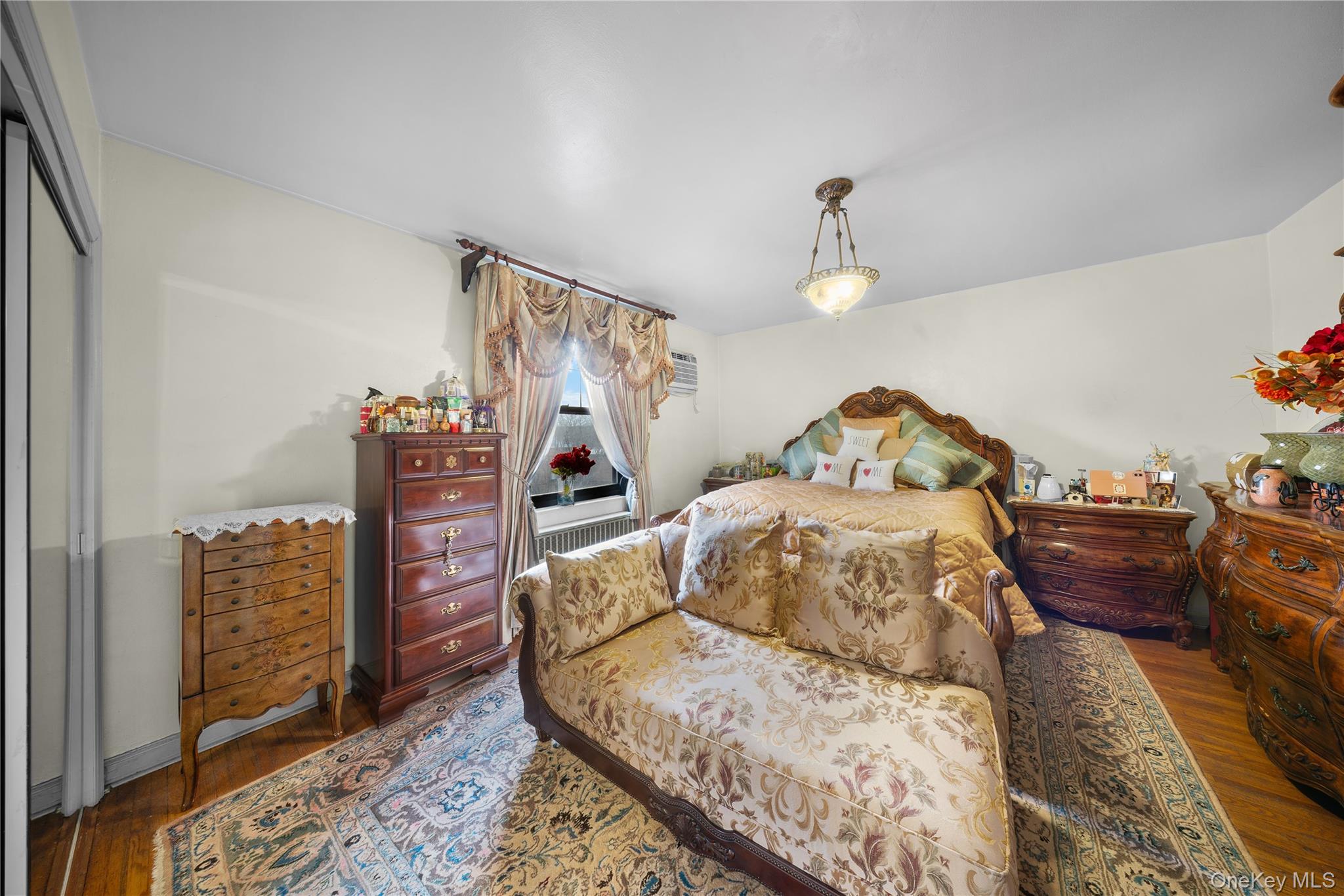 #11 photo, 70-79 Park Drive, Flushing , NY 11367