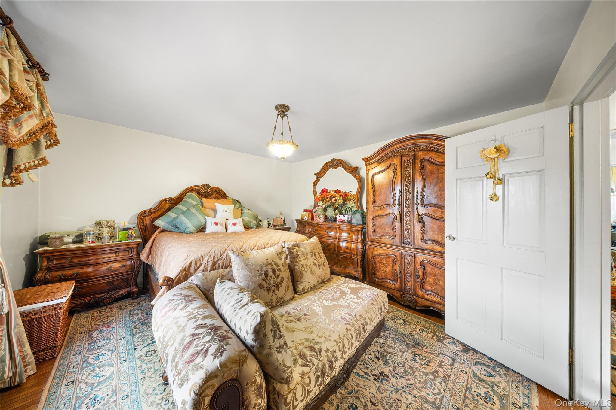 #12 photo, 70-79 Park Drive, Flushing , NY 11367