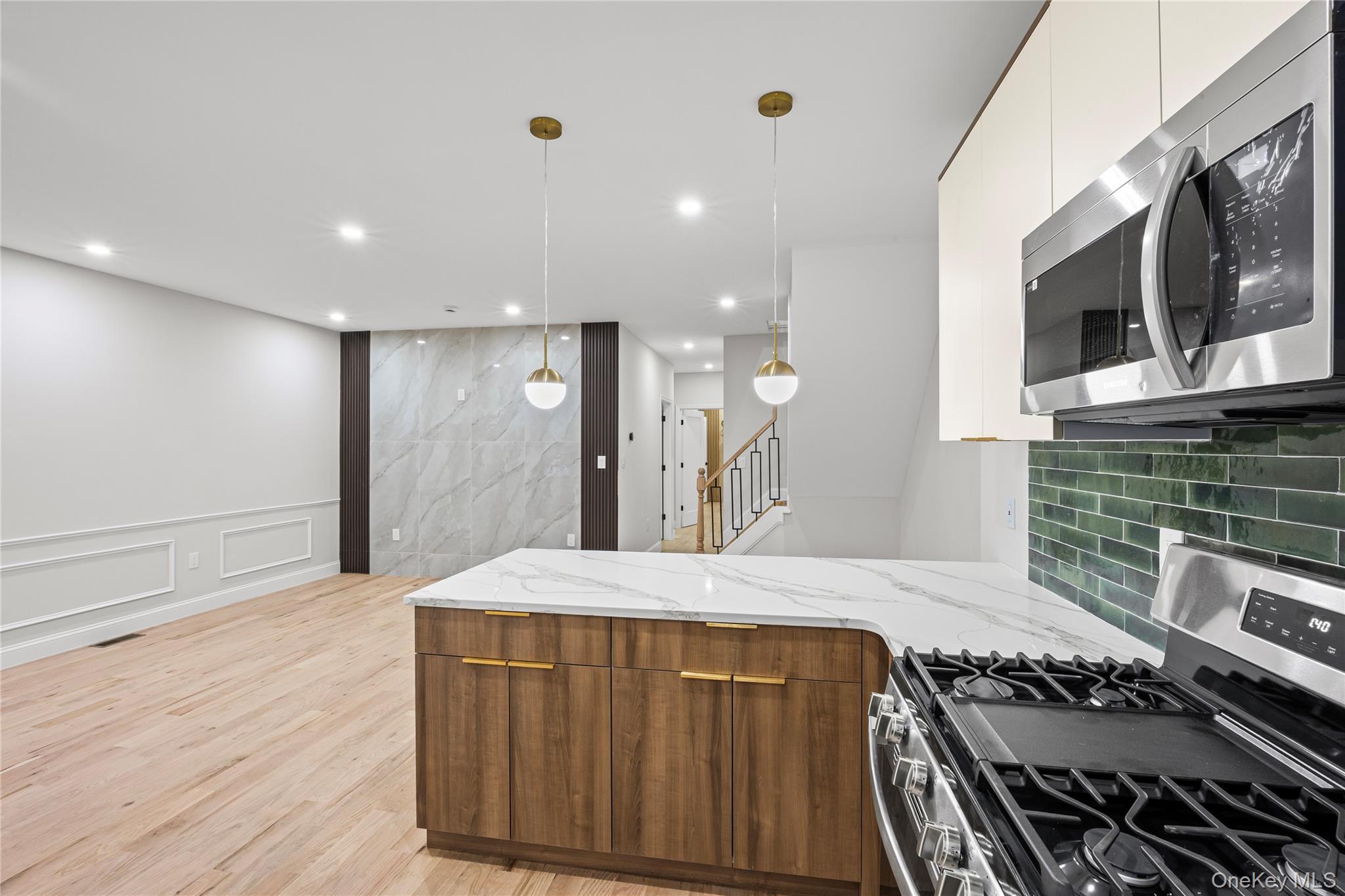 #18 photo, 16843 118th Road, 뉴욕퀸즈 Jamaica , NY 11434