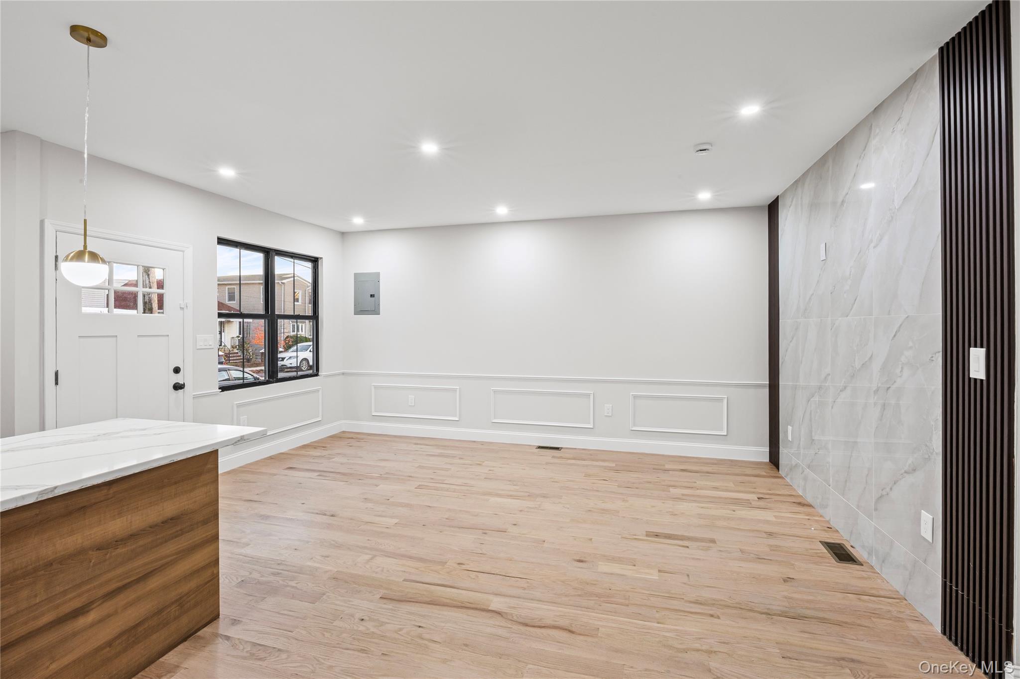 #9 photo, 16843 118th Road, 뉴욕퀸즈 Jamaica , NY 11434