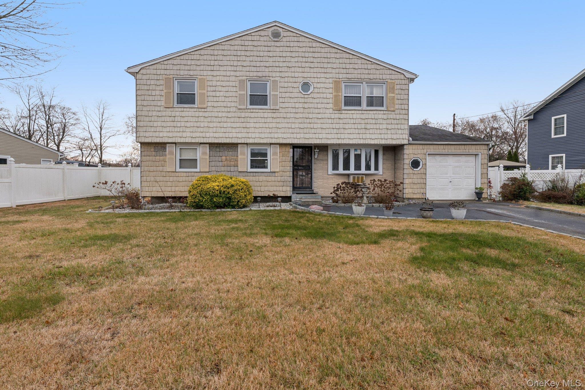 #1 photo, 182 Evergreen Avenue, Brentwood , NY 11717