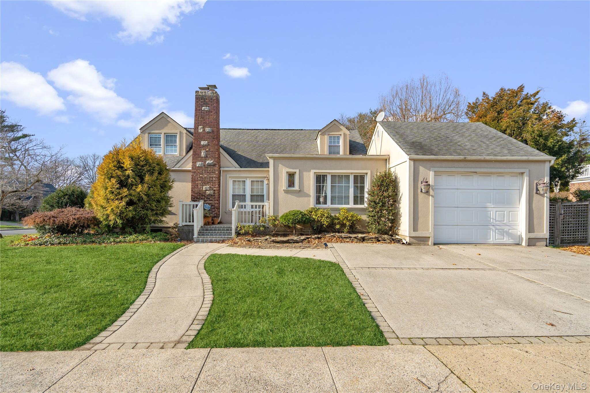 #1 photo, 126 Oakland Avenue, West Hempstead , NY 11552