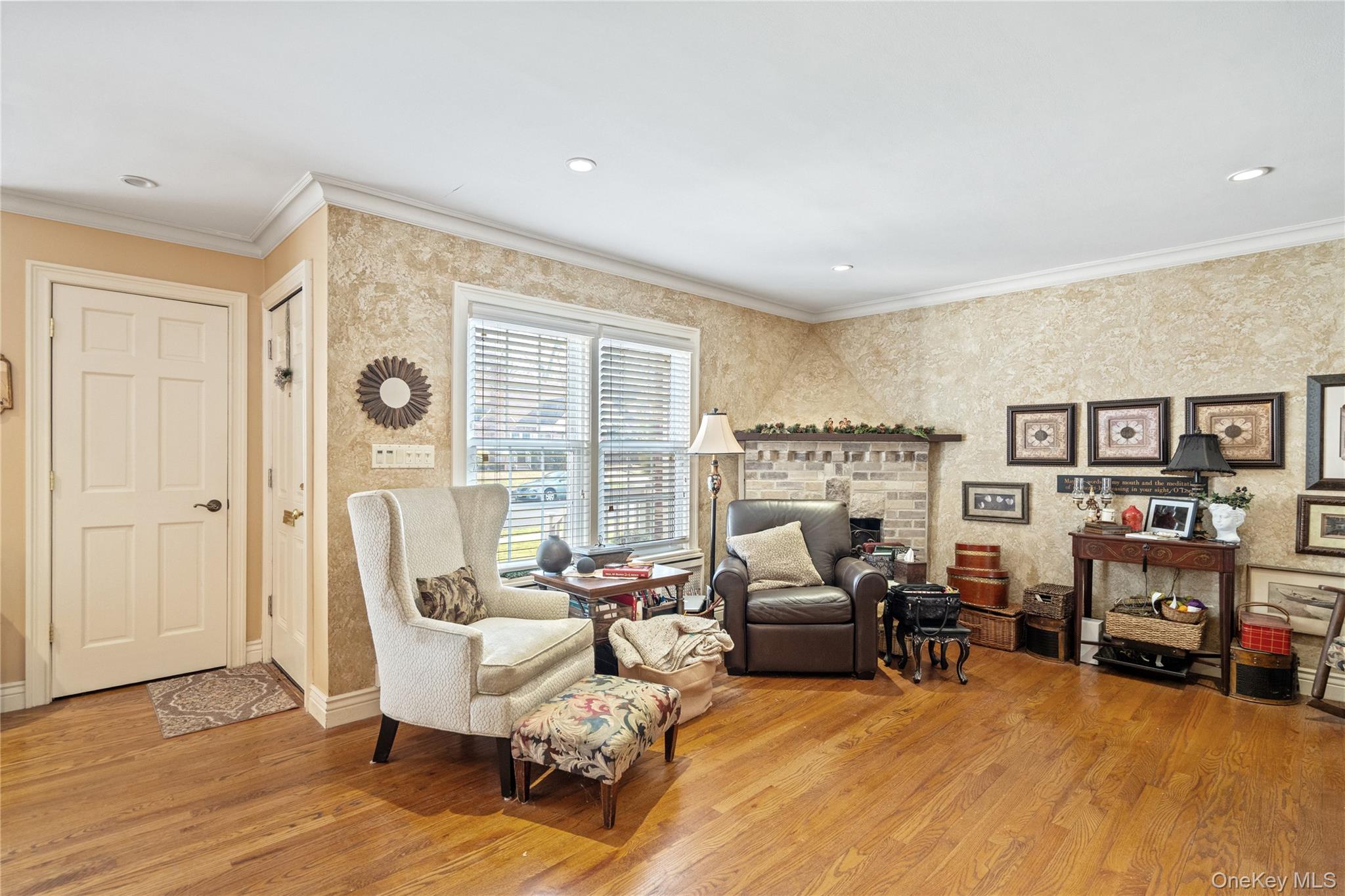 #3 photo, 126 Oakland Avenue, West Hempstead , NY 11552