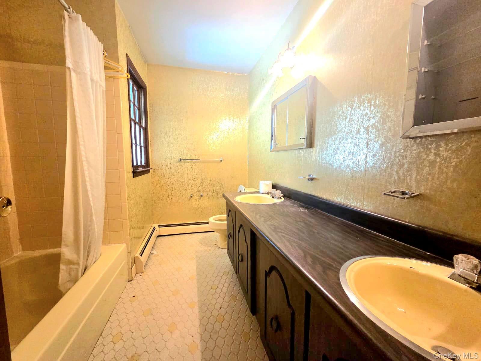 #14 photo, 9 Weaver Lane, Dix Hills , NY 11746