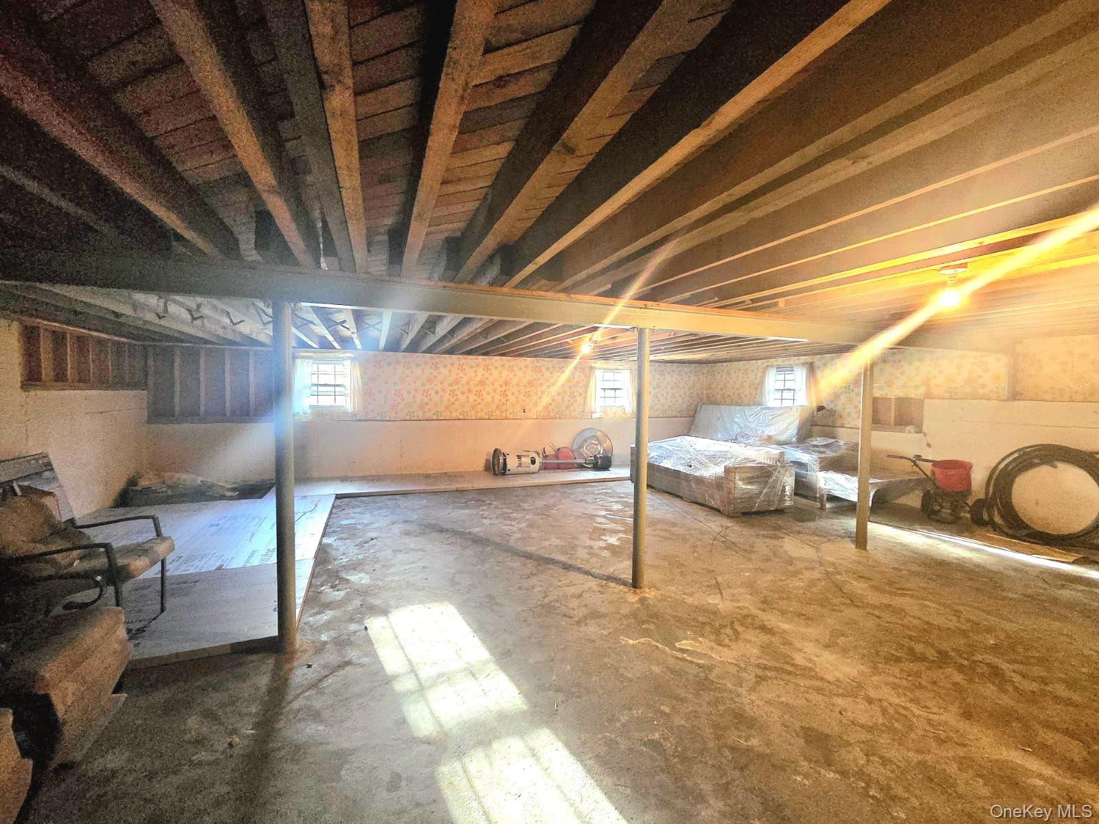 #17 photo, 9 Weaver Lane, Dix Hills , NY 11746