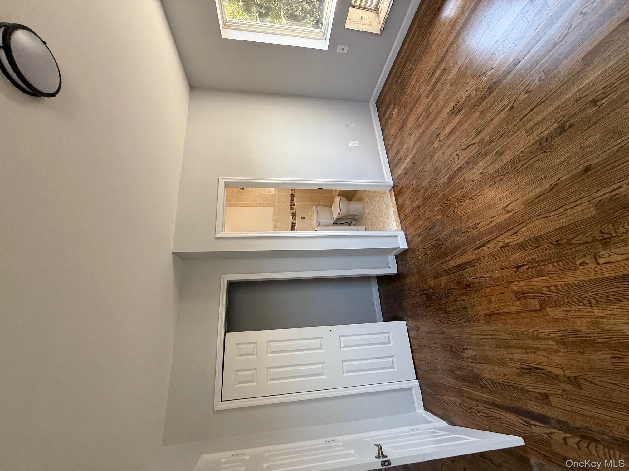 #6 photo, 8906 S Conduit Avenue, 뉴욕퀸즈 Howard Beach , NY 11414