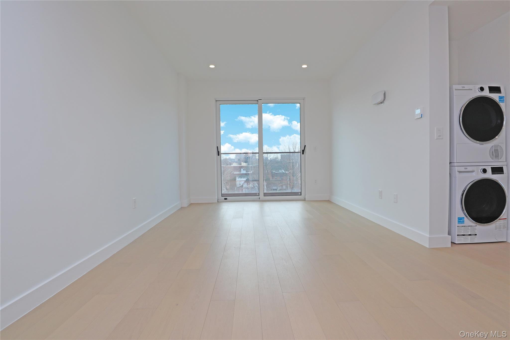 #14 photo, 15002 Northern Bloulevard, Flushing , NY 11354