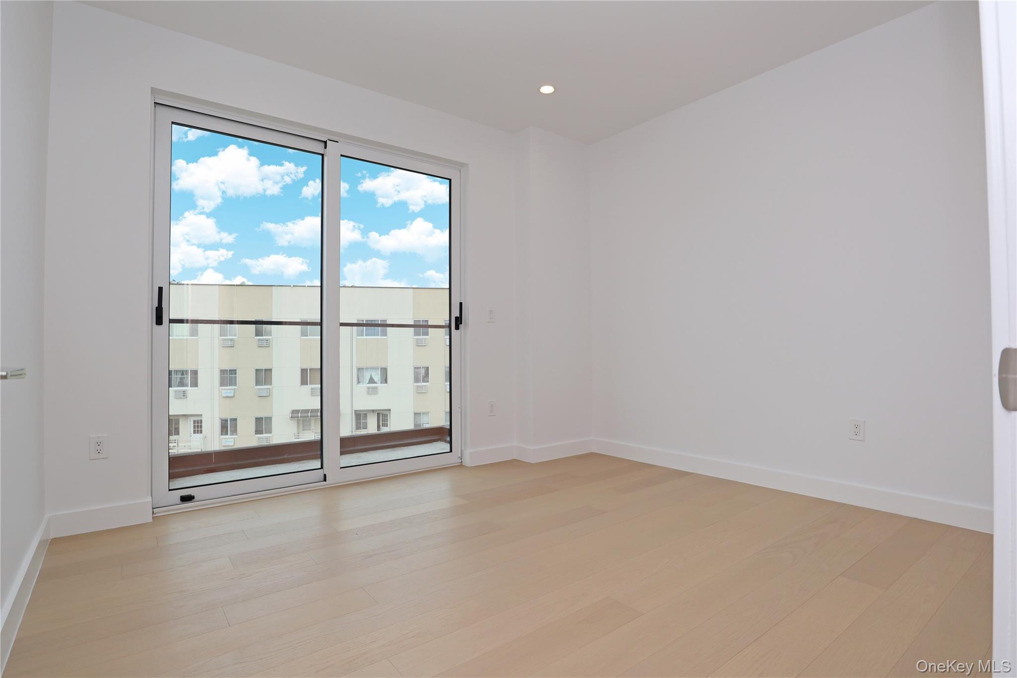 #17 photo, 15002 Northern Bloulevard, Flushing , NY 11354