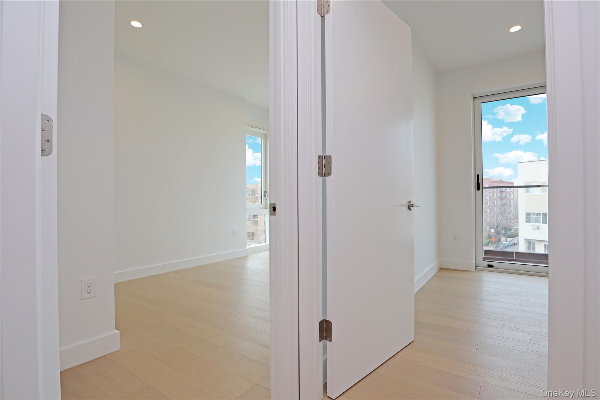 #7 photo, 15002 Northern Bloulevard, Flushing , NY 11354