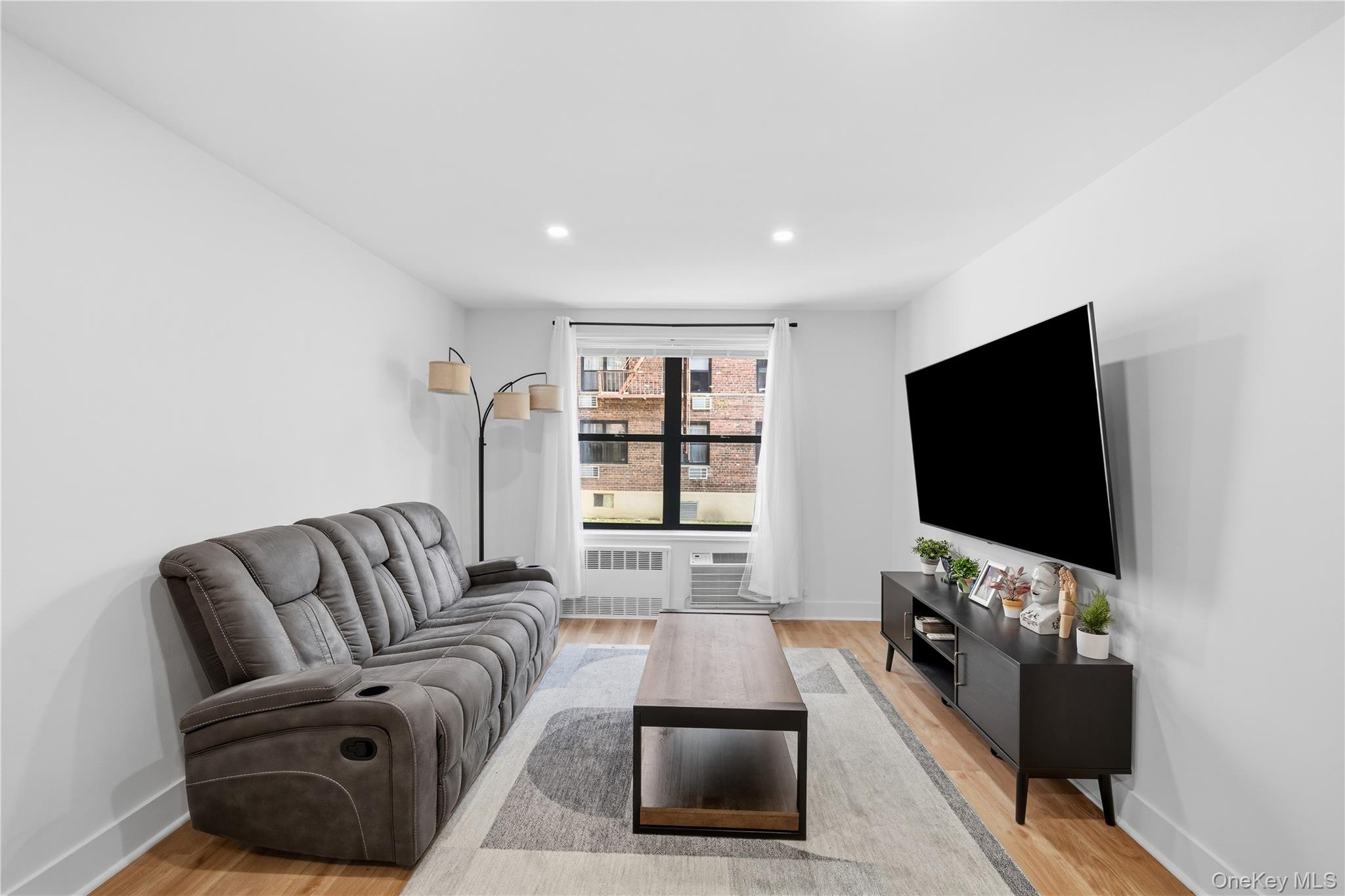 #5 photo, 226-26 Union Turnpike, 뉴욕퀸즈 Bayside , NY 11364