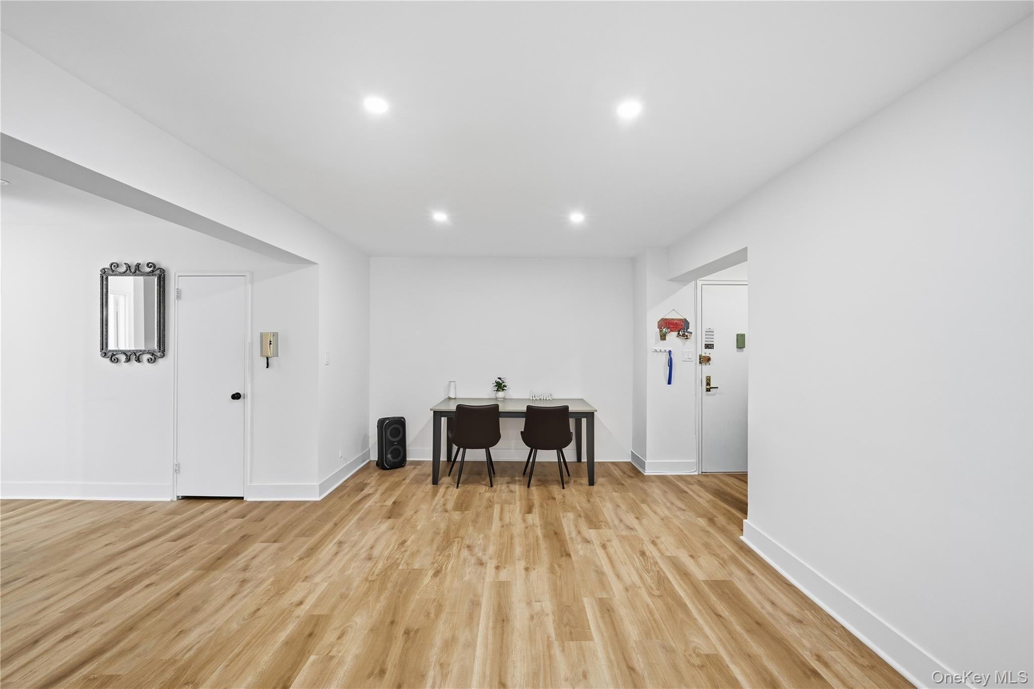 #8 photo, 226-26 Union Turnpike, 뉴욕퀸즈 Bayside , NY 11364