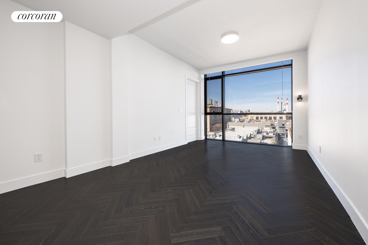 #3 photo, Long Island City, कुईंस Long Island City , NY 11101