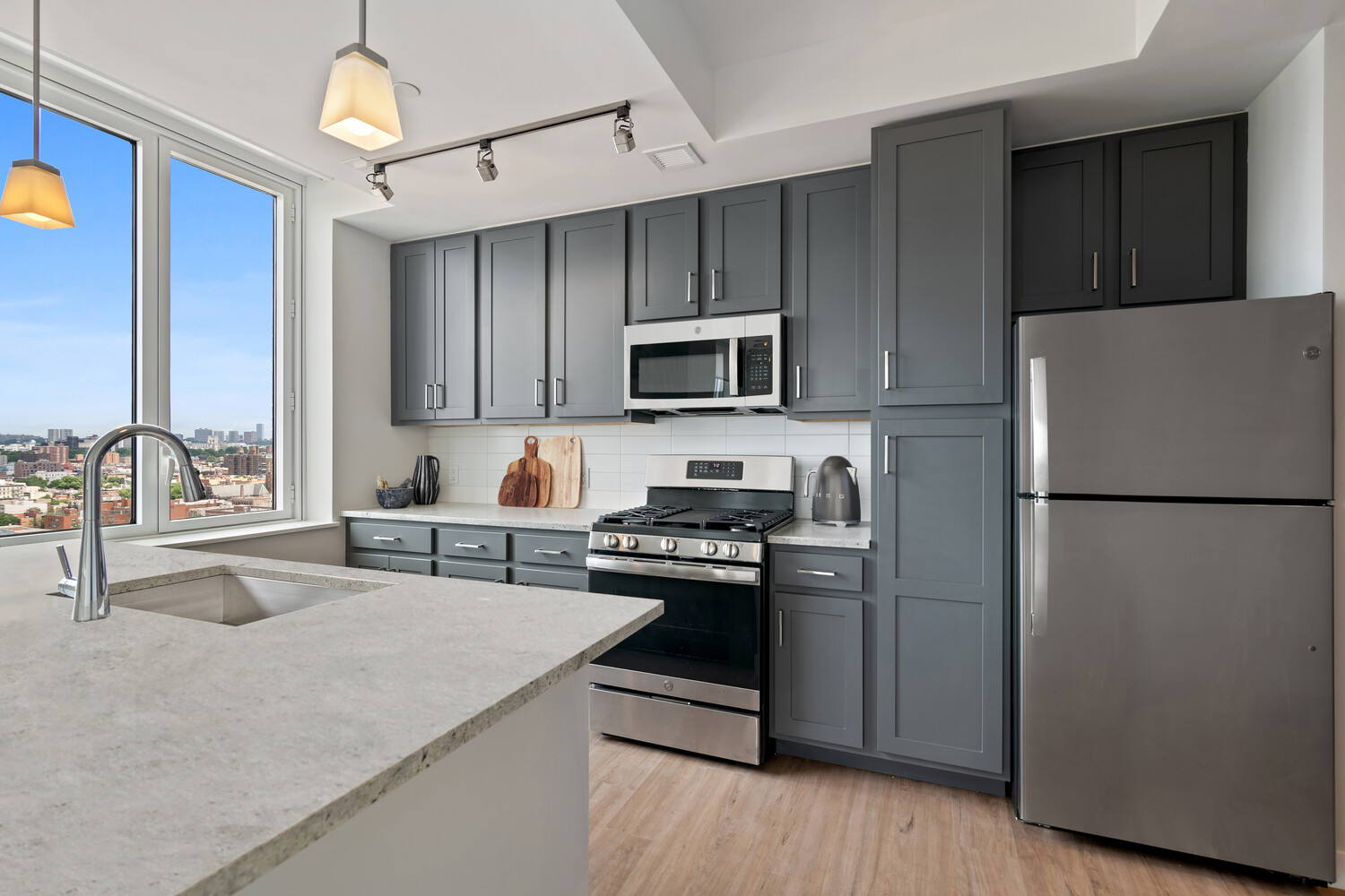 #4 photo, 2319 3RD Avenue, East Harlem , NY 10035