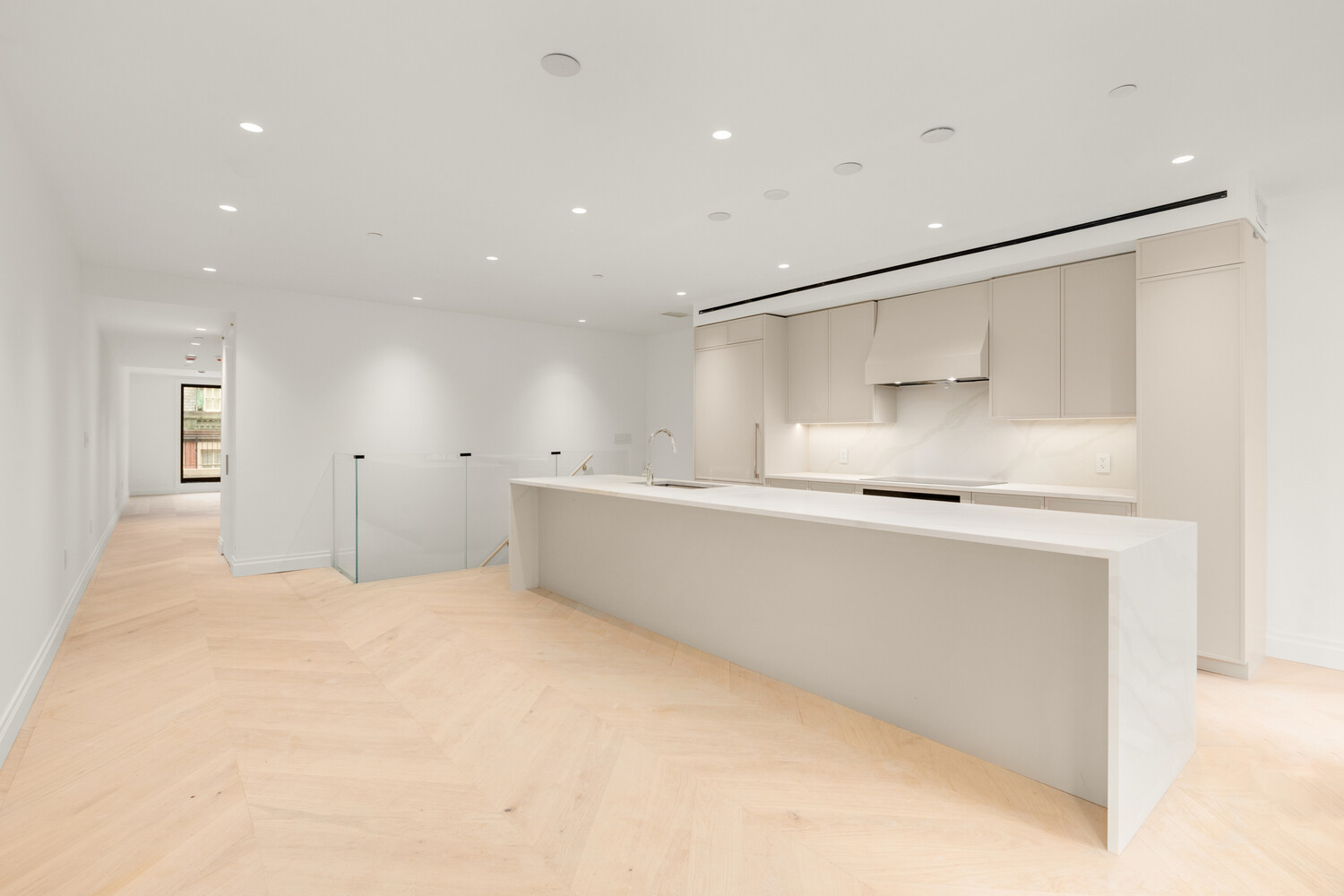 #13 photo, New York City, מנהטן Lenox Hill , NY 10065