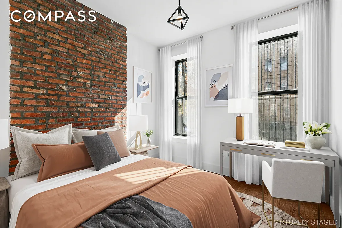 #8 photo, Ridgewood, कुईंस Ridgewood , NY 11385