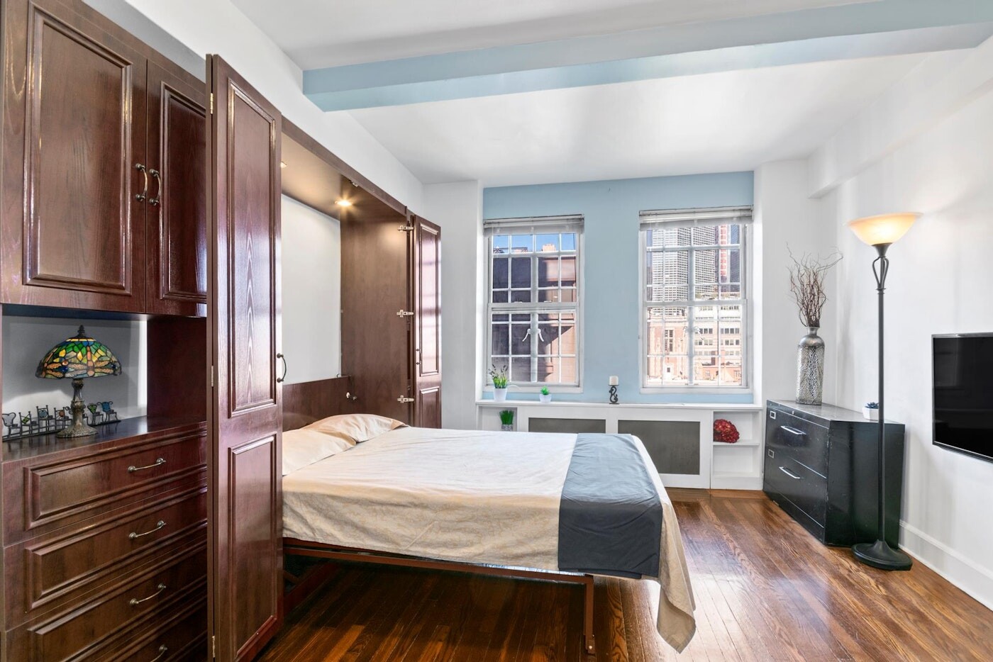 #3 photo, 320 E 42ND Street, 曼哈顿 Murray Hill , NY 10017