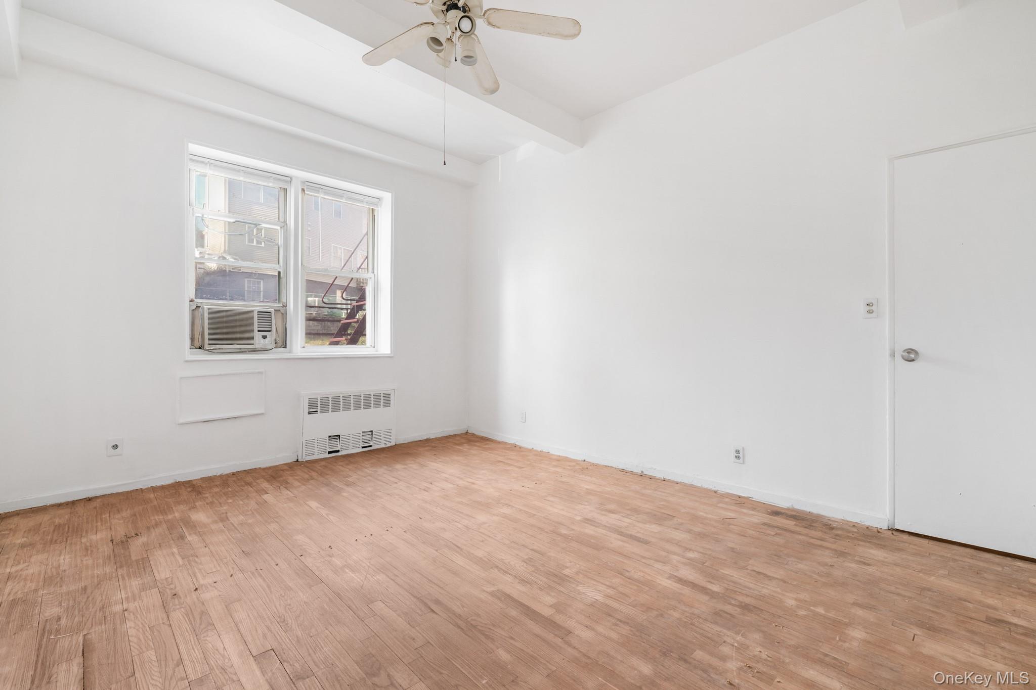 #12 photo, 245 Rumsey Rd, Yonkers , NY 10701