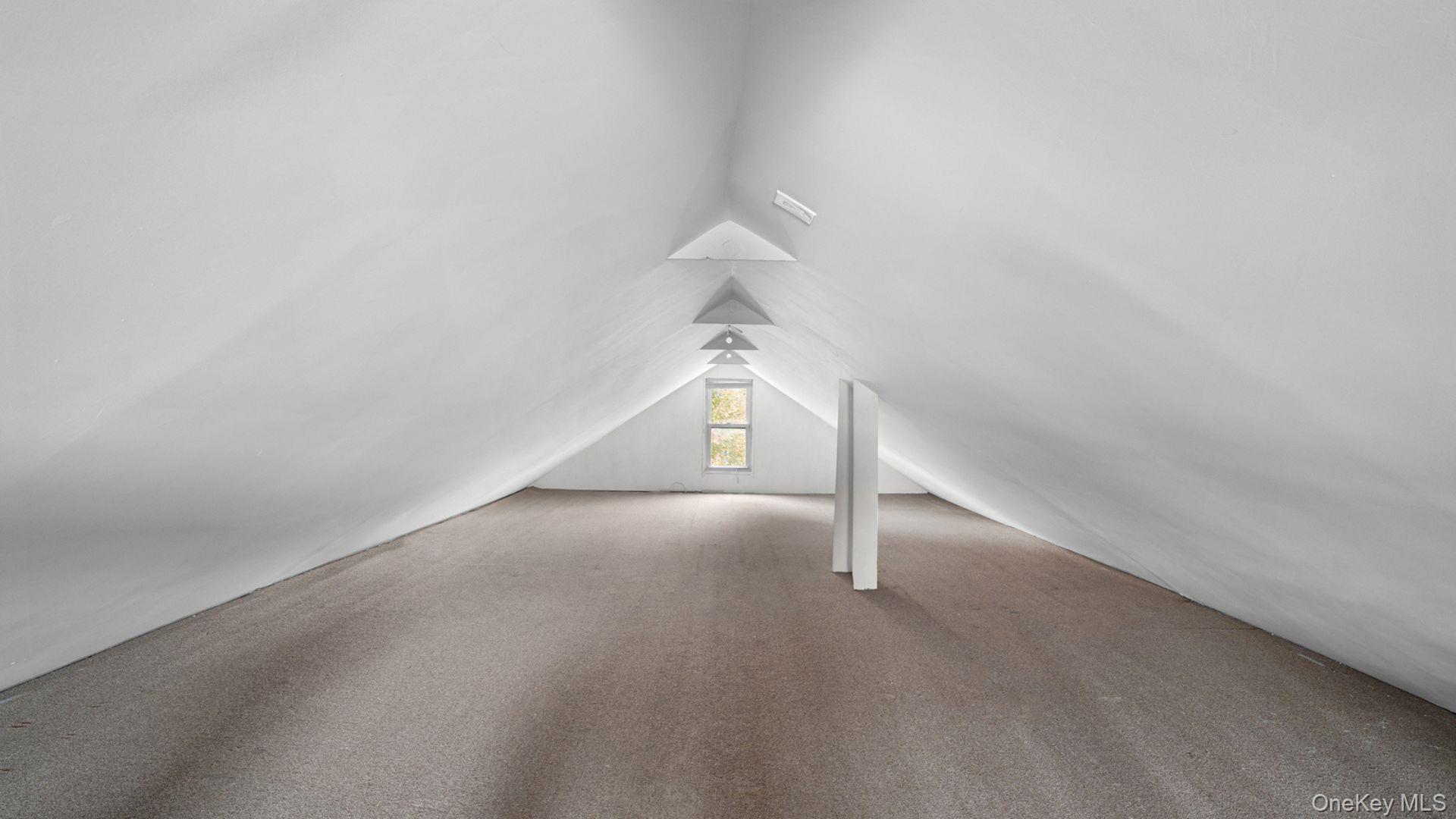 #15 photo, 2738 Miles Avenue, 브롱크스 Bronx , NY 10465