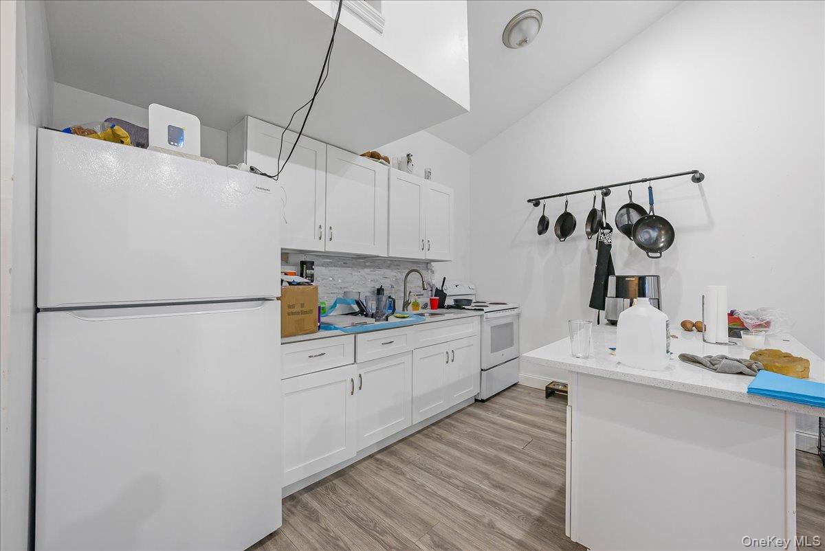 #18 photo, 1526 Kennellworth Place, Бронкс ‖ Bronx , NY 10465