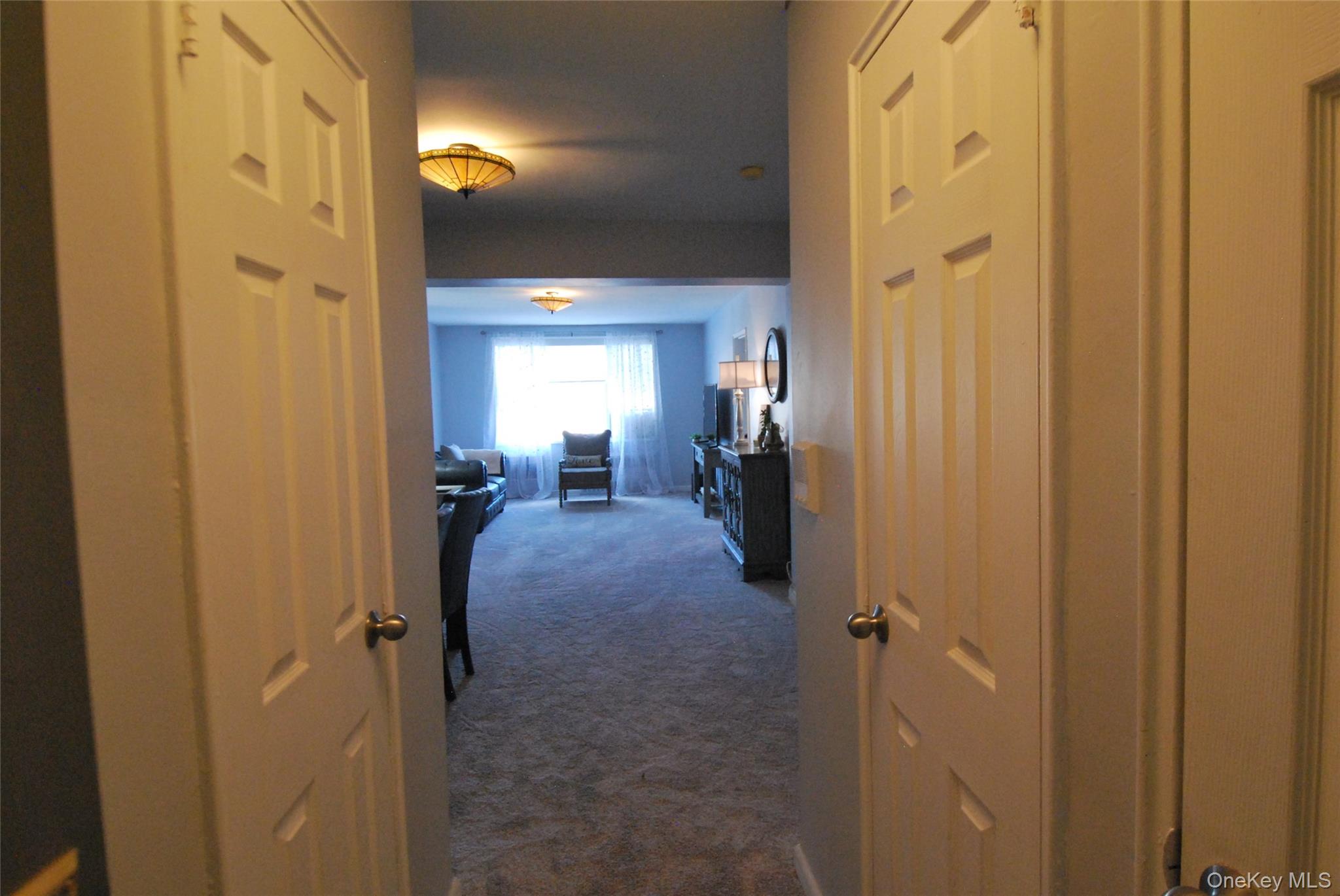 #1 photo, 1 Sadore Lane, 纽约州 Yonkers , NY 10710