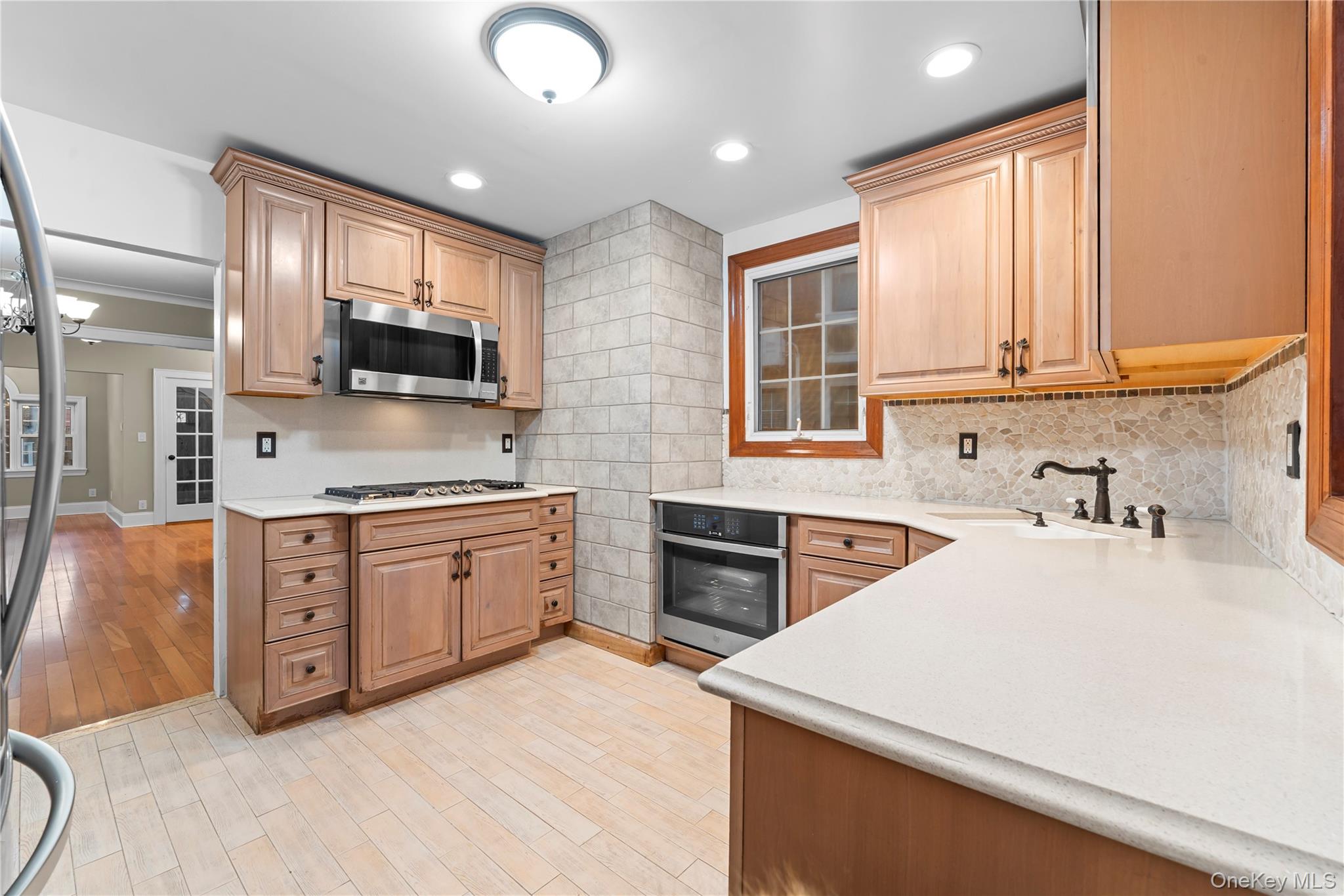 #14 photo, 247-23 91st Avenue, كوينز Bellerose , NY 11426