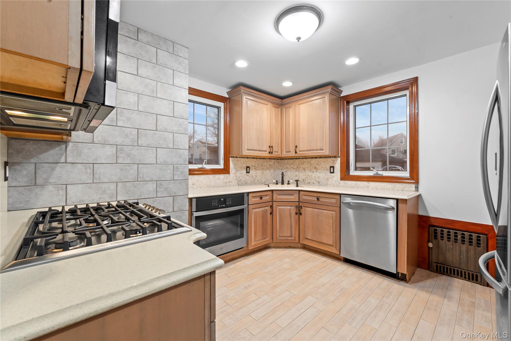 #17 photo, 247-23 91st Avenue, كوينز Bellerose , NY 11426