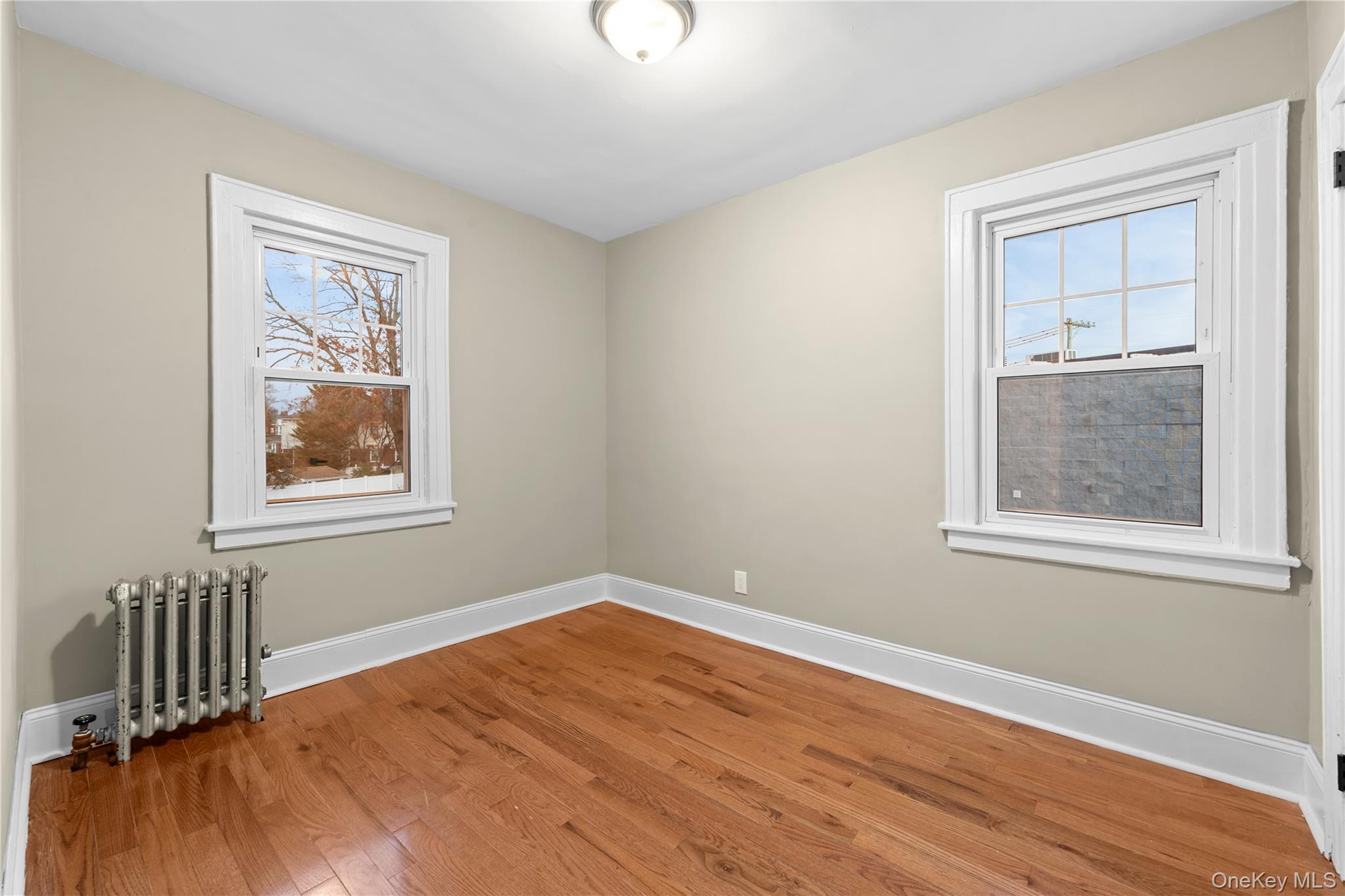#20 photo, 247-23 91st Avenue, كوينز Bellerose , NY 11426