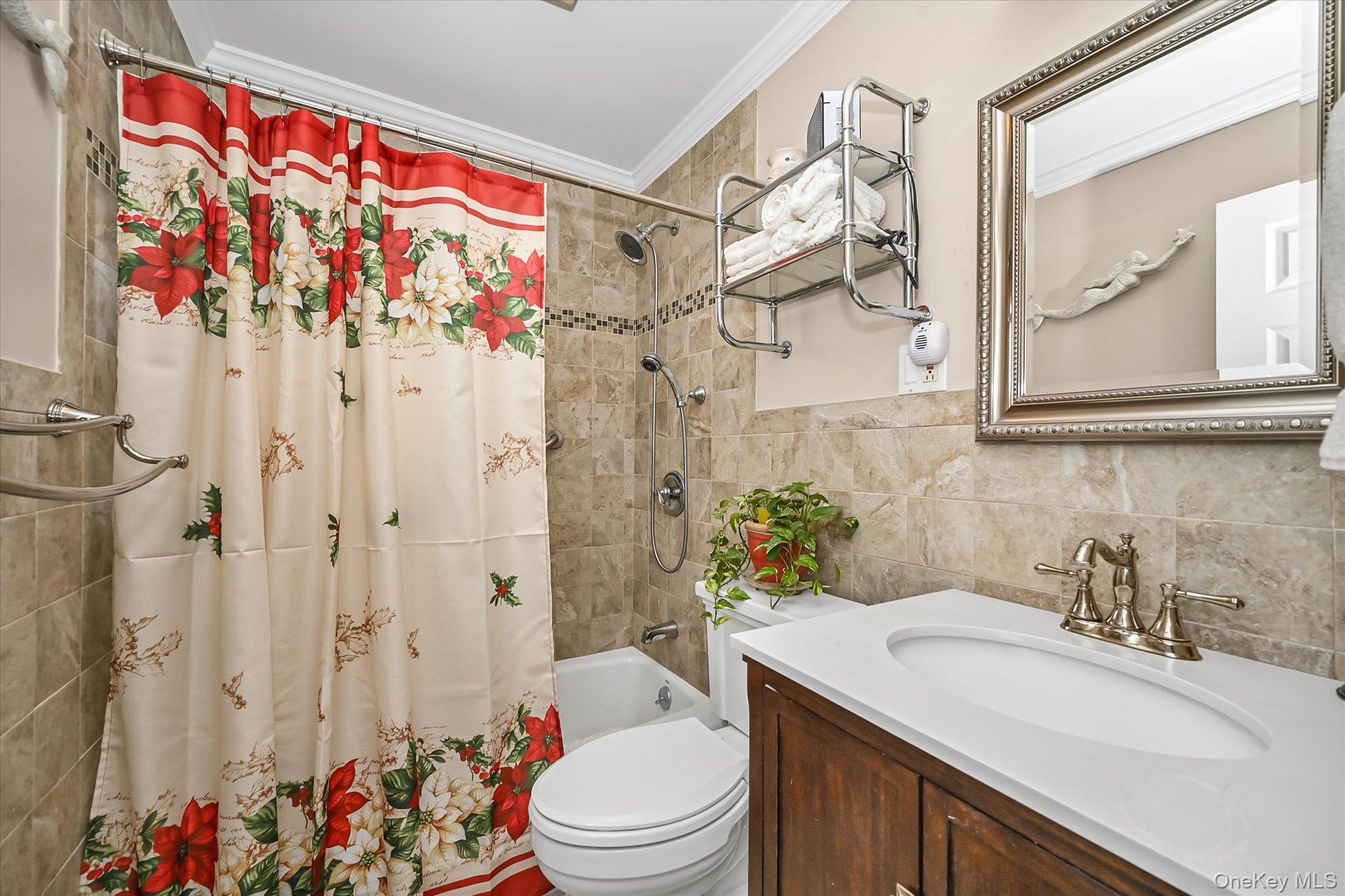 #13 photo, 204-11 34th Avenue, Bayside , NY 11361