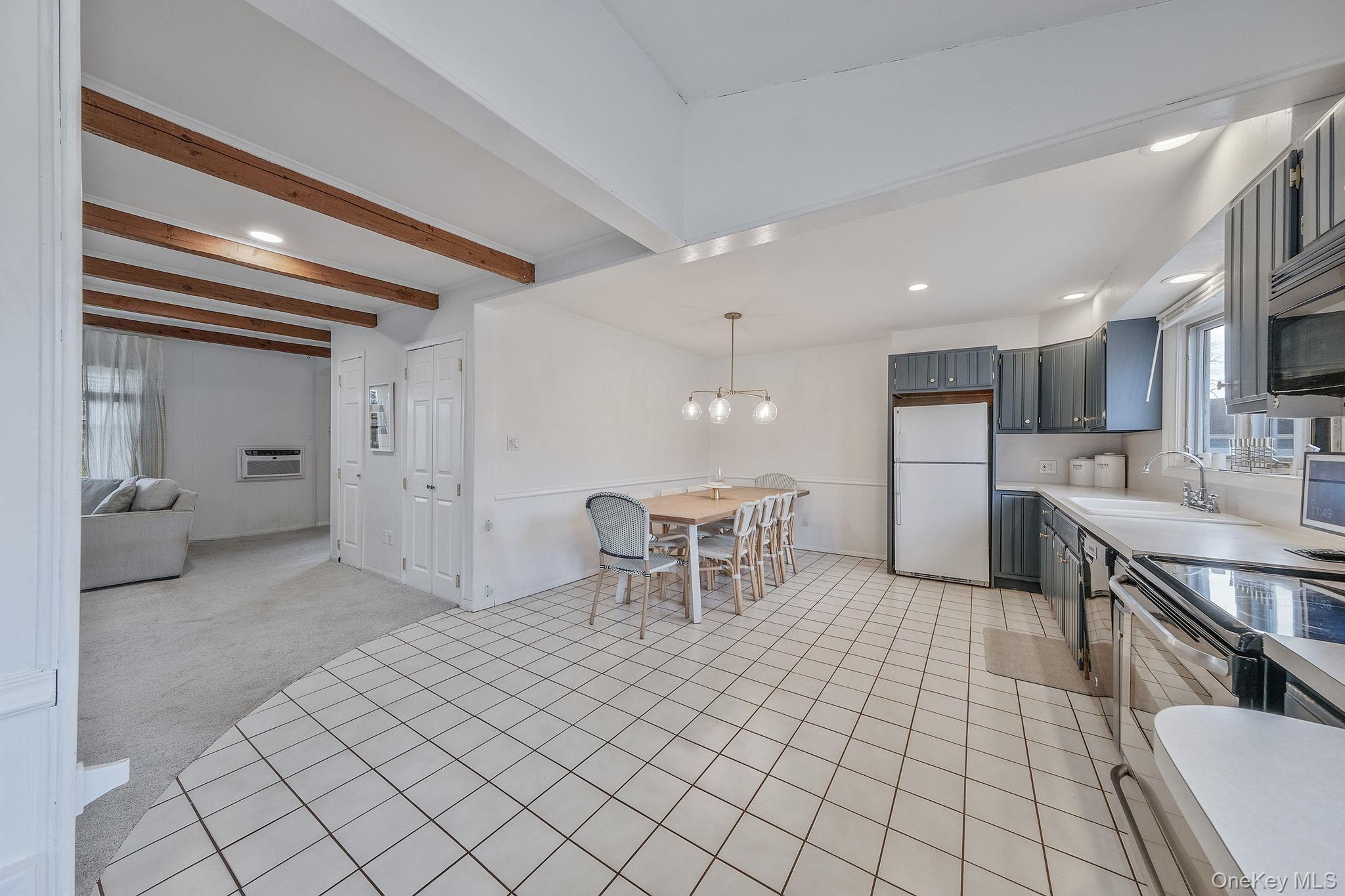 #16 photo, 114 Monroe Avenue, Patchogue , NY 11772